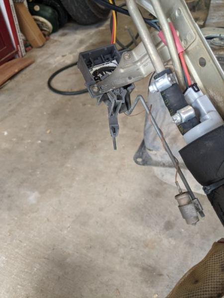 Here's the culprit, although I suppose in the most technical sense you can't have fuel float problems if you don't have a fuel float.