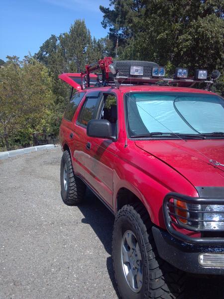 Hi-lift mount