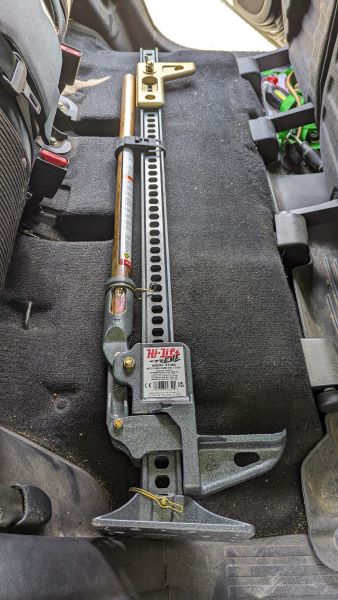 Hi Lift under rear seat