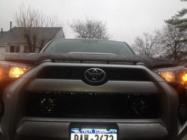 Hid lights hidden behind grill