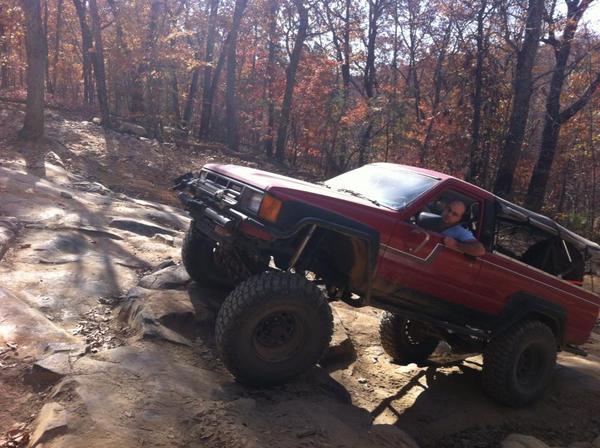 horunner up rock ledge