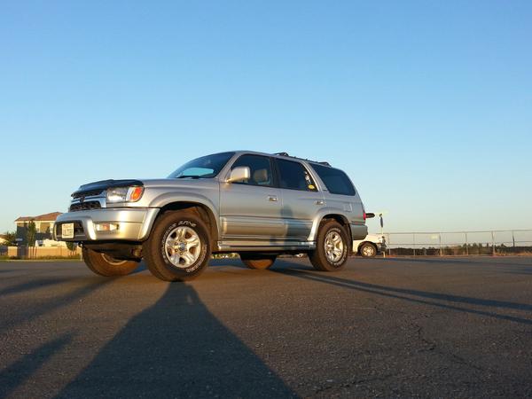 I want a lift and tires:(