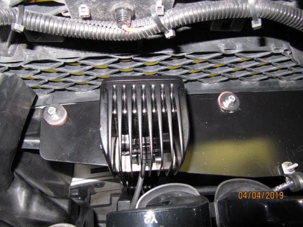 IMG 6322 Rigid flood lights behind grill. Mounted on a "SOCALTRAIL" behind the grill mounting plate.
