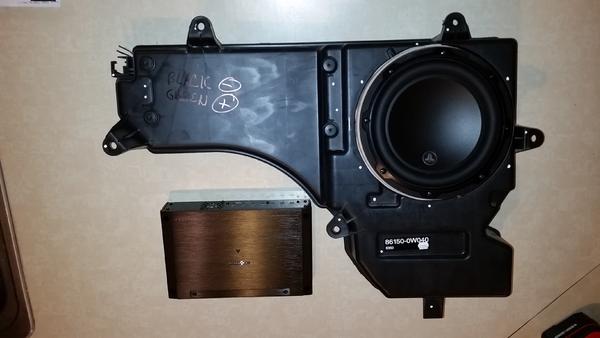 JL 8W3V3-4 Sub

Stock Box (I got from a member on this site) 

Kenwood  XR900-5 Amp