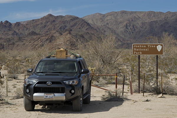 Joshua Tree at the southeast gate at Chiriaco Summit is locked. This is the closest road to Munsen Canyon, which I plan to hike again next time I go t