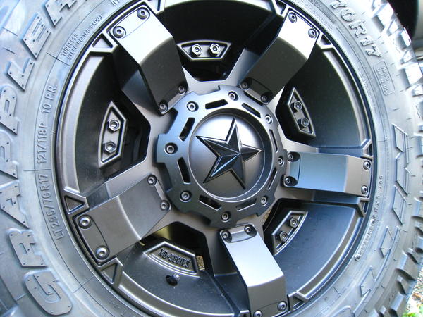 KMC XD811 RockstarⅡ  17×9J 139.7 -12