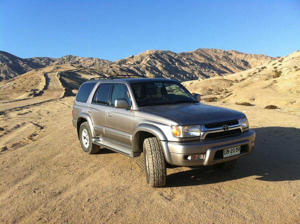la foto (30)
2001 SR5 4WD 4runner in the Chilean dessert en route form Antogasta to Santiago.