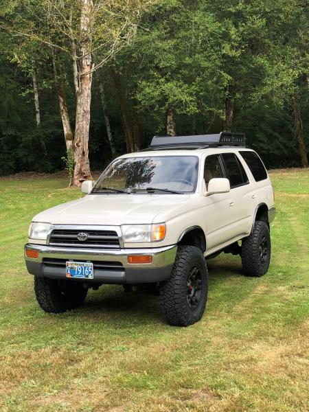 Latest Picture after lift and new rubber. Nitto 255/80/17
