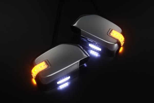 LEDs turn amber when turn signals are utilized. White puddles on the bottoms too.