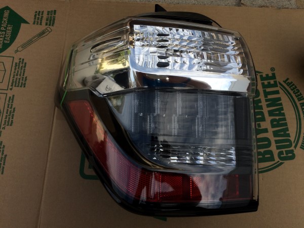 Left Tail Light