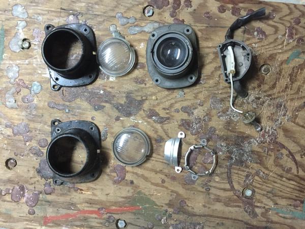 Lense housing, lense, inner house and reflector, retaining clips, back cover