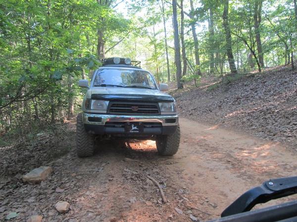 lettin the more hardcore rigs pass