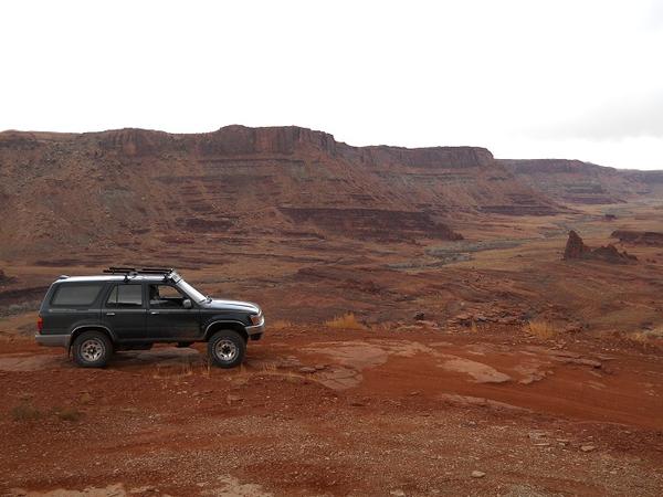 Looking out over Kane Springs Canyon, from Hurrah Pass