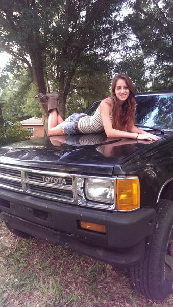 Me, and Charlotte (parts truck)

Yes, I know. Typically woman and truck pose.