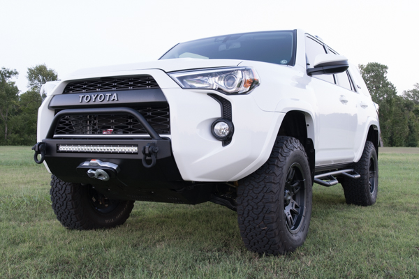 Mickey Thompson Sidebiter II (17x9) with BFG KO2s (285/70-17)