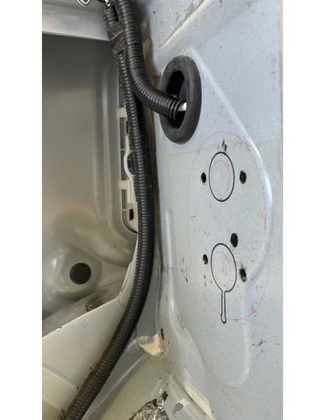 Mounting location of 12V diesel heater - side view (picture is rotated 90 degrees)