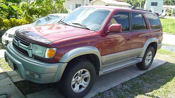 muy buen carro! este tipo de camioneta realmente no tengo quejas de la toyota runner 3,0 turbo diesel
