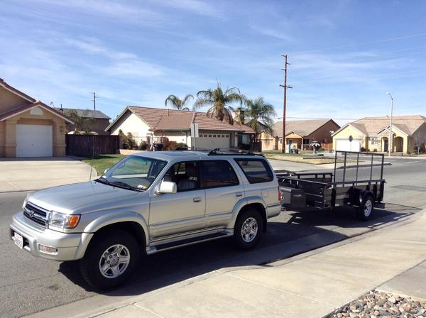 My 4Runner hooked up to our hunting trailer for the first time! Trial run to see how it felt towing it "dry".