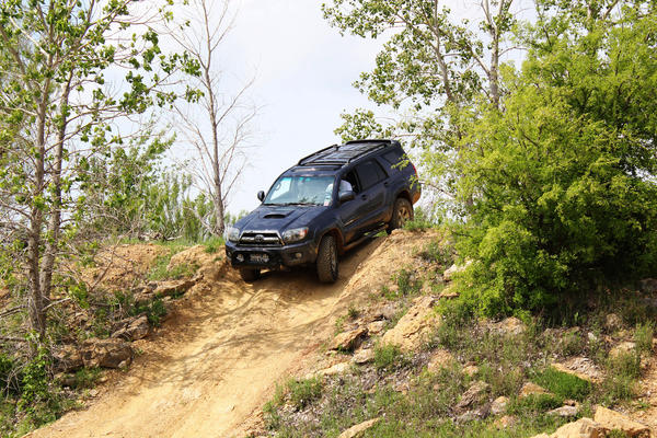 my 4th gen operated by my off-roading newb self
