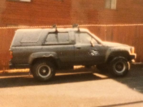 My first 4Runner -1987
Custom wheels and BFG AT
Custom fast back soft top - still looking for pics
Smittybilt bull bar and side steps
Yak Rack on top,