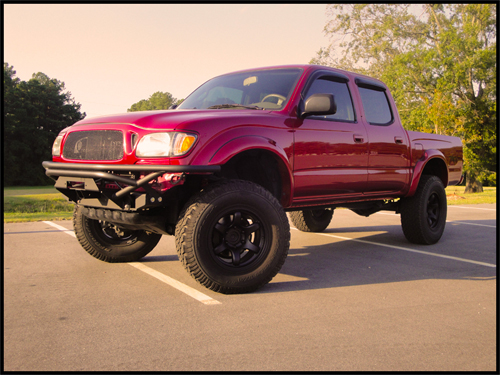 My first Toyota, now parting it out and selling. It's a 2004 w/ 69K miles rear diff lock 2wd... swapping what I can to the T4R.