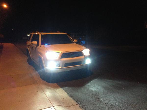 My new HIDs 6k headlights and Fogs