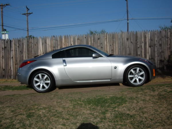 My now gone 350Z. It was crap...