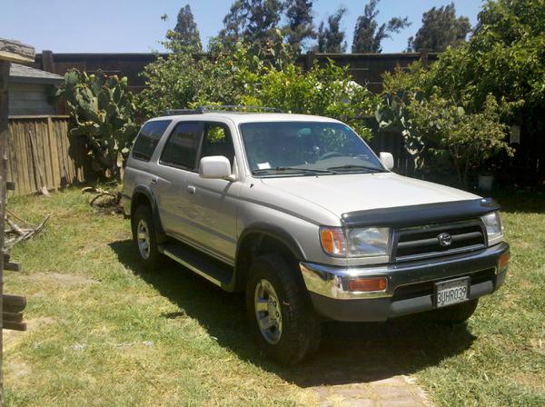 Naro Stock Runner