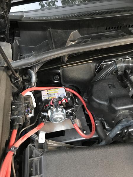 National Luna intelligent solenoid for dual battery setup