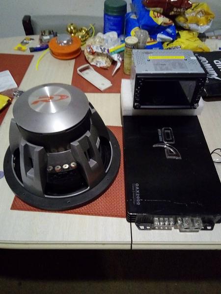 new android double din dvd gps unit option audio momo bloc 4000w 2000wrms amp 12inch alpine 1500w sub ready to install latter this week 25/7/17
