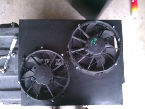 New dual fan set up. The fans are out of a 98 Taurus.