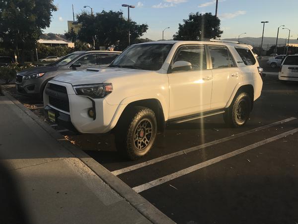New outgear solution slider and yellow fog light