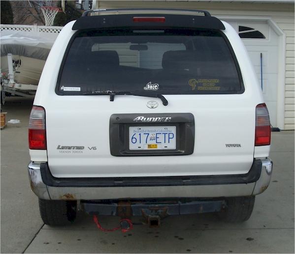 nice rusty bumper and low rider hitch to scrape trenches with - both need to be made useful