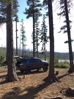 Oregon (round lake) on santiam pass