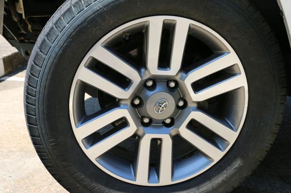 Original, stock wheels, 20", super condition, but I did upgrade tires to a slightly larger size - Michelin LTX MS/2 275/55/R20.  All four look like th