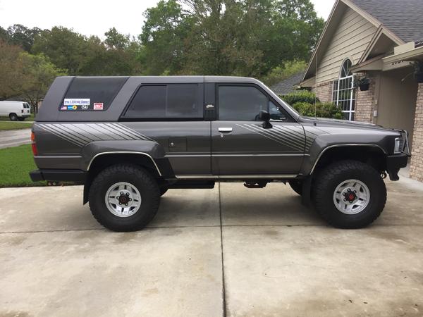 Painted topper, 138 metallic gray