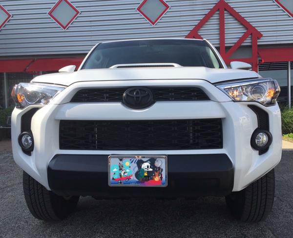 Painted Toyota badge and front bumper valance matte black
