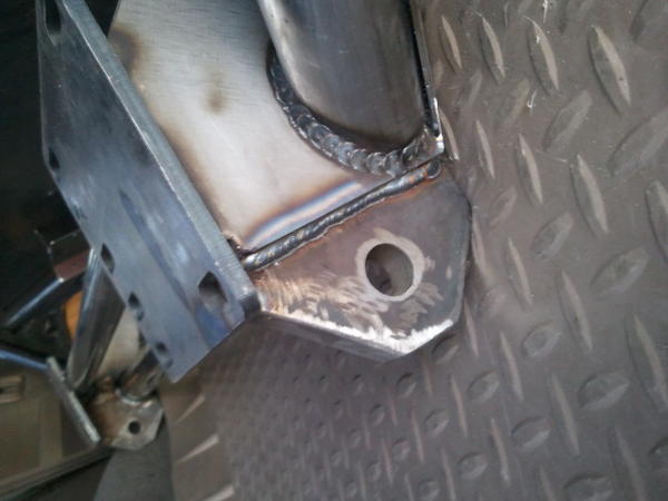 passenger side mount for shackle.