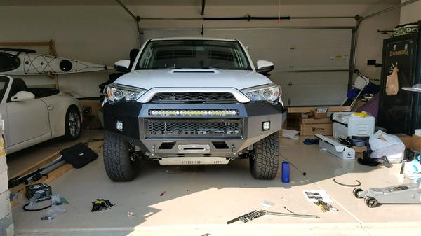 Pelfrey Bumper, Warn Zeon 10-s Plat, and Baja LED's installed