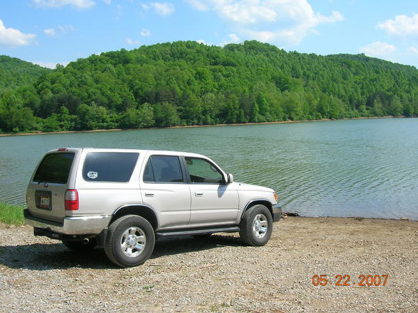 Pictures taken at Stone Coal Lake in West Virginia.