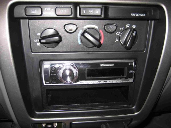 Pioneer HU