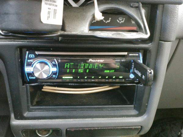Pioneer Mix Trax head unit