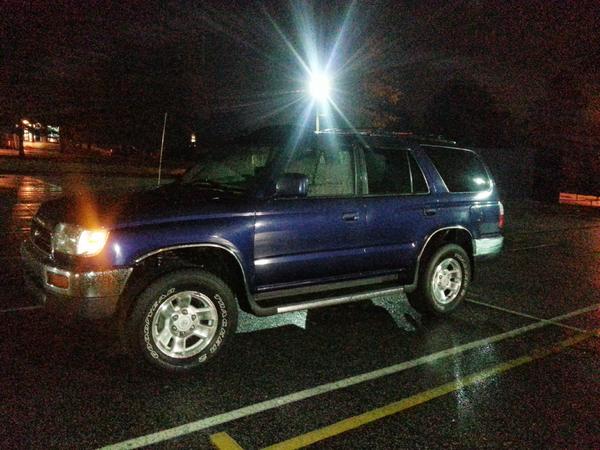Rainy night, does it leak anywhere?