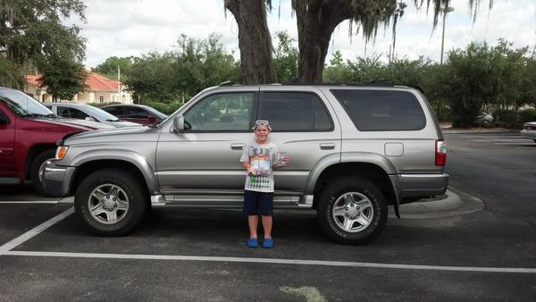 rear lift complete, 906's/billies. my son modeling.