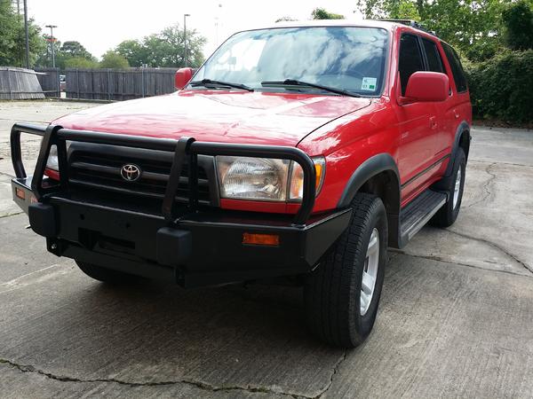 Replaced the rageddy old bumper with the brand spanking new ARB one.  Me and the father in law had some fun wrestling that baby on there.