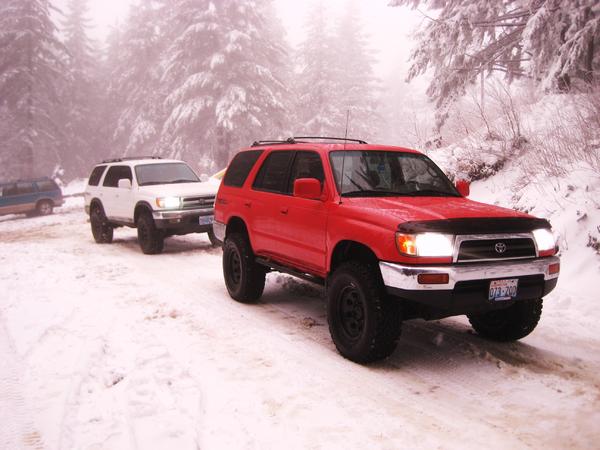 rock sliders and front bumper mod.
time to go wheeling!!!