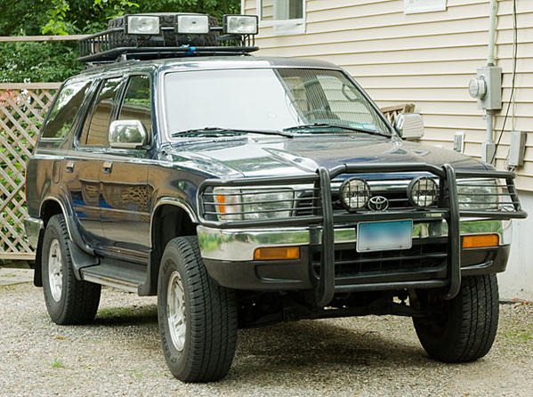 Roof rack off-road lights mounted but not yet hooked up.