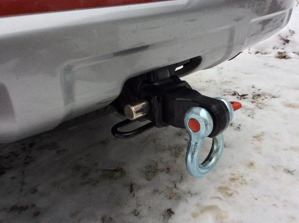Rugged Ridge hitch mount shackle