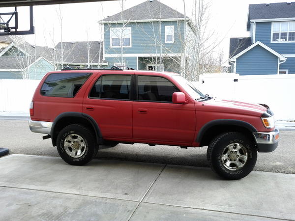 Running boards off, and cleaned.  Still need to revive the paint.
