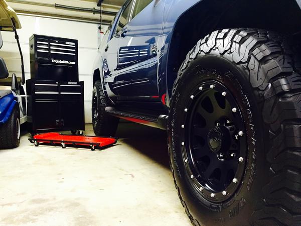 showing her garage steez
